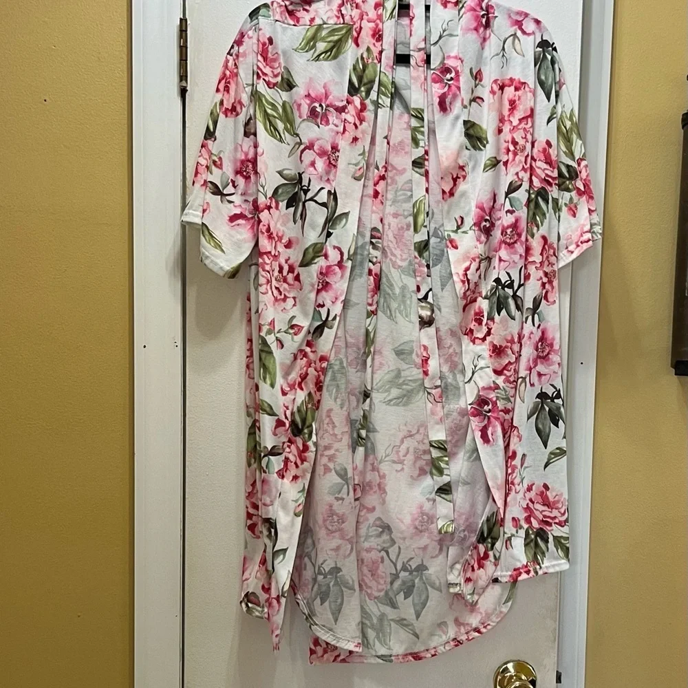 Show me your MuMu Garden Robe! EUC - Picture 2 of 5
